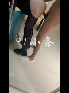 [原创]大三在校黑丝长靴学姐被操得胡言乱语，得到此女必精尽人亡！